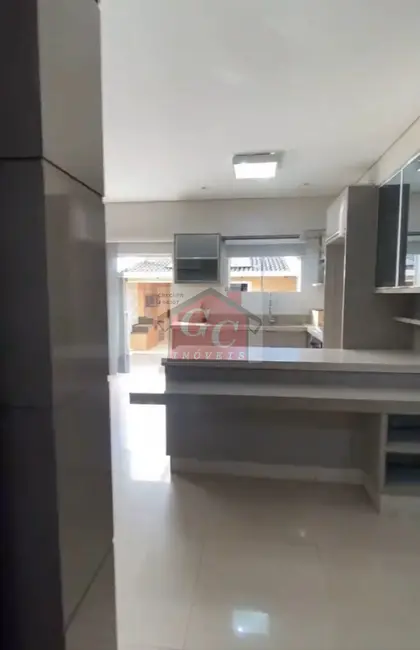 Sobrado com 3 quartos à venda, 147m2 em Jardim Monte Carlo, Telemaco Borba - PR - imagem 4 Foto 4 de Sobrado com 3 quartos à venda, 147m2 em Jardim Monte Carlo, Telemaco Borba - PR