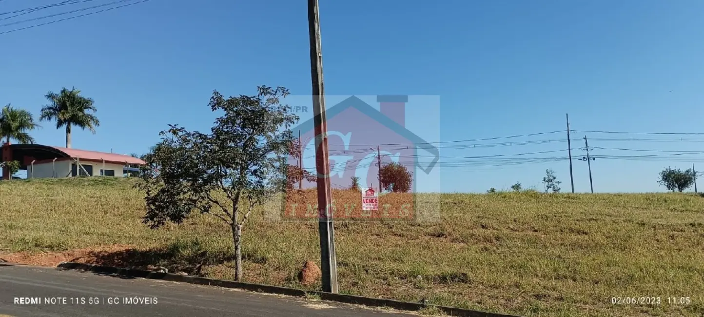 Foto 1 de Terreno / Lote à venda, 360m2 em Telemaco Borba - PR