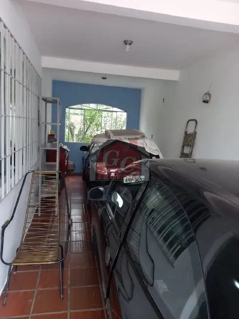 Casa com 5 quartos à venda, 170m2 em Bela Vista do Paraíso, Telemaco Borba - PR - imagem 3 Foto 3 de Casa com 5 quartos à venda, 170m2 em Bela Vista do Paraíso, Telemaco Borba - PR