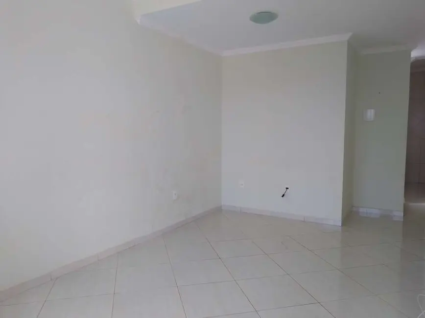 Foto 7 de Sobrado com 3 quartos para alugar, 90m2 em Alto das Oliveiras, Telemaco Borba - PR