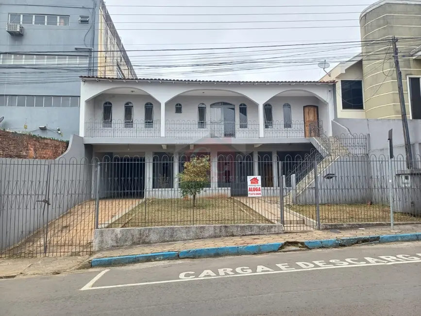 Foto 1 de Sobrado com 4 quartos para alugar, 150m2 em Jardim Bom Jesus, Telemaco Borba - PR