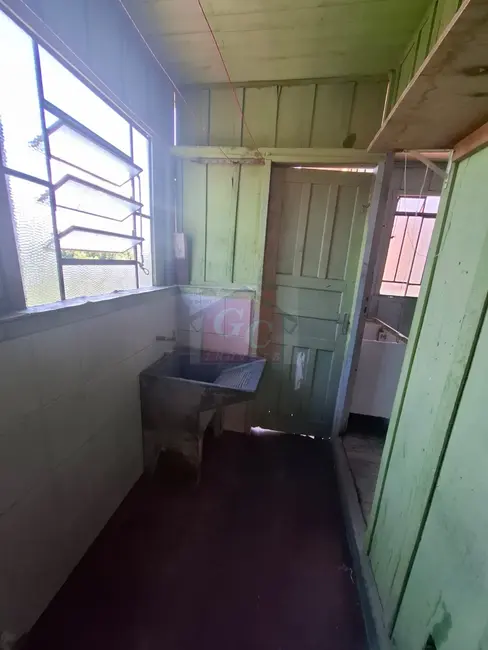 Casa com 2 quartos para alugar, 50m2 em Jardim Bom Jesus, Telemaco Borba - PR - imagem 7 Foto 7 de Casa com 2 quartos para alugar, 50m2 em Jardim Bom Jesus, Telemaco Borba - PR