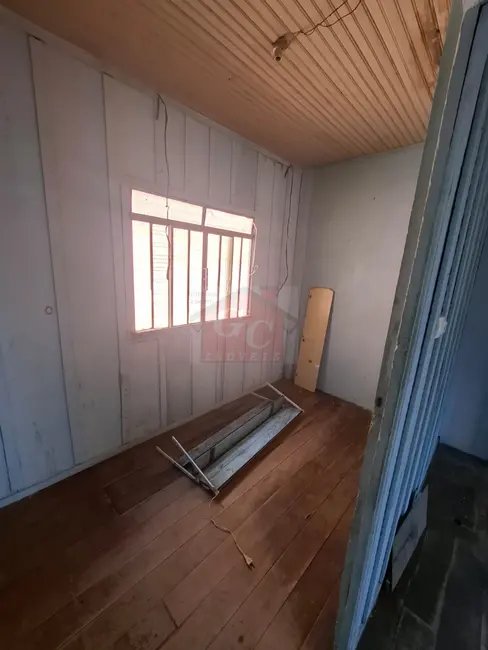 Casa com 2 quartos para alugar, 50m2 em Jardim Bom Jesus, Telemaco Borba - PR - imagem 3 Foto 3 de Casa com 2 quartos para alugar, 50m2 em Jardim Bom Jesus, Telemaco Borba - PR