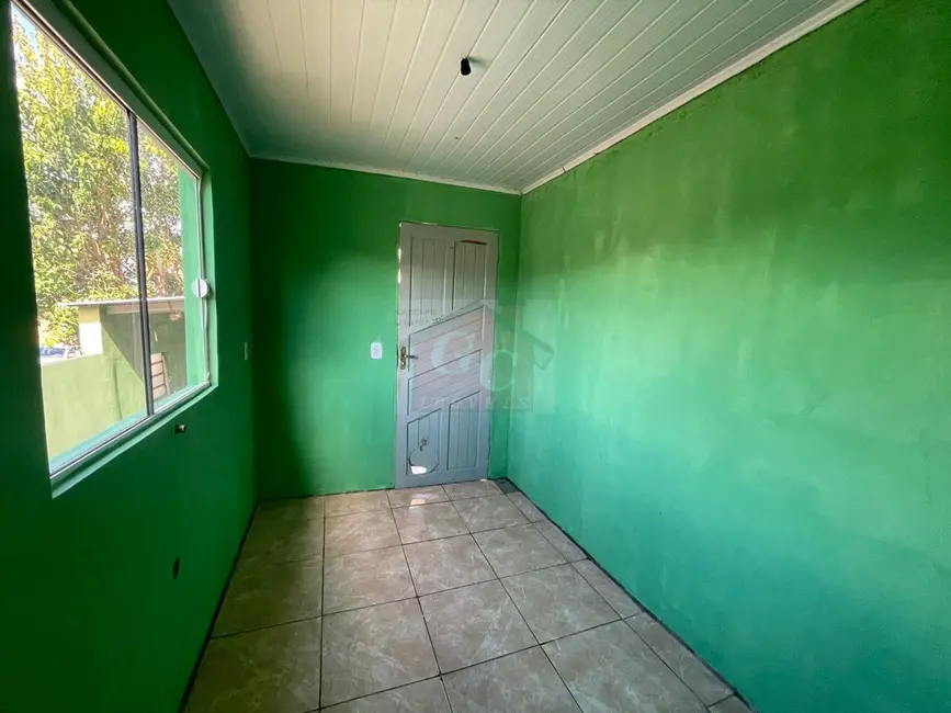 Foto 2 de Casa com 2 quartos para alugar, 50m2 em Parque Limeira Área II, Telemaco Borba - PR