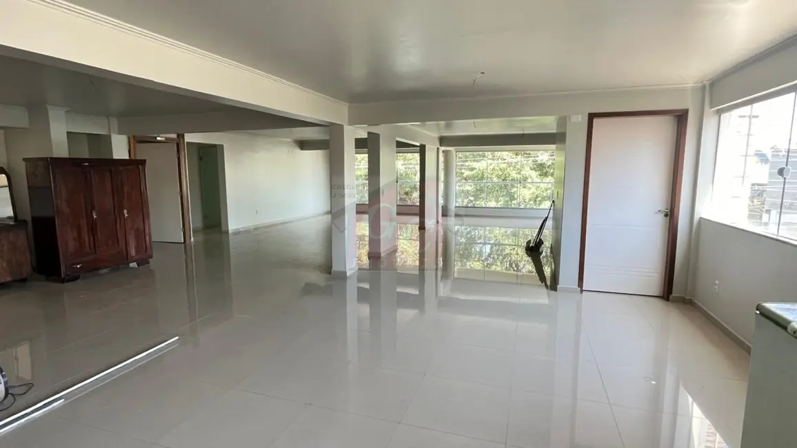 Foto 2 de Sala Comercial para alugar, 220m2 em Centro, Telemaco Borba - PR