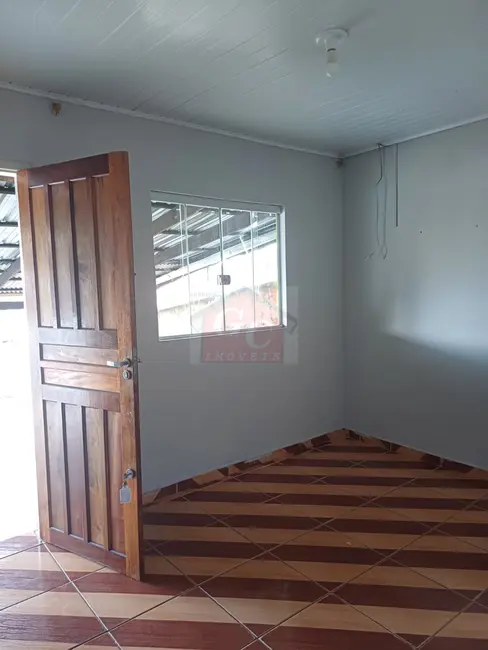 Foto 3 de Casa com 2 quartos para alugar, 40m2 em Centro, Telemaco Borba - PR