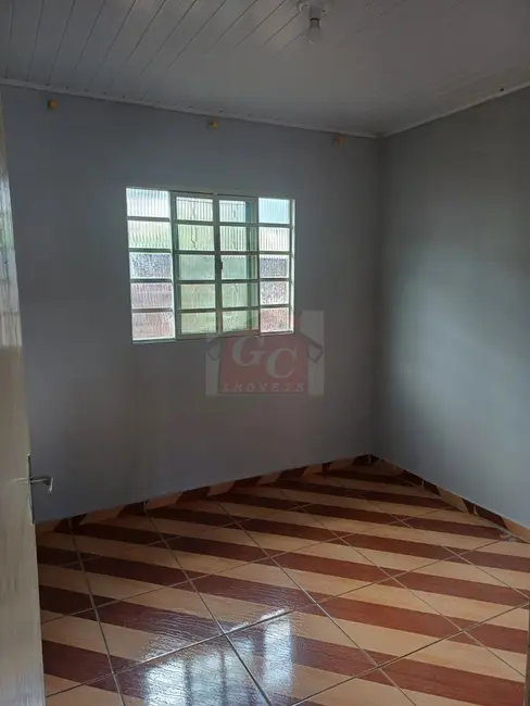 Foto 4 de Casa com 2 quartos para alugar, 40m2 em Centro, Telemaco Borba - PR
