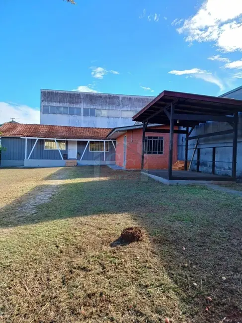 Foto 1 de Casa com 3 quartos para alugar, 75m2 em Nossa Senhora de Fátima, Telemaco Borba - PR