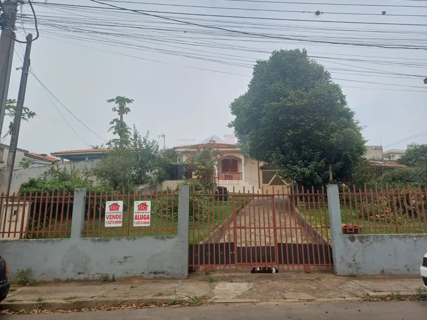 Casa com 4 quartos à venda e para alugar, 130m2 em Socomim, Telemaco Borba - PR - imagem 1 Foto 1 de Casa com 4 quartos à venda e para alugar, 130m2 em Socomim, Telemaco Borba - PR
