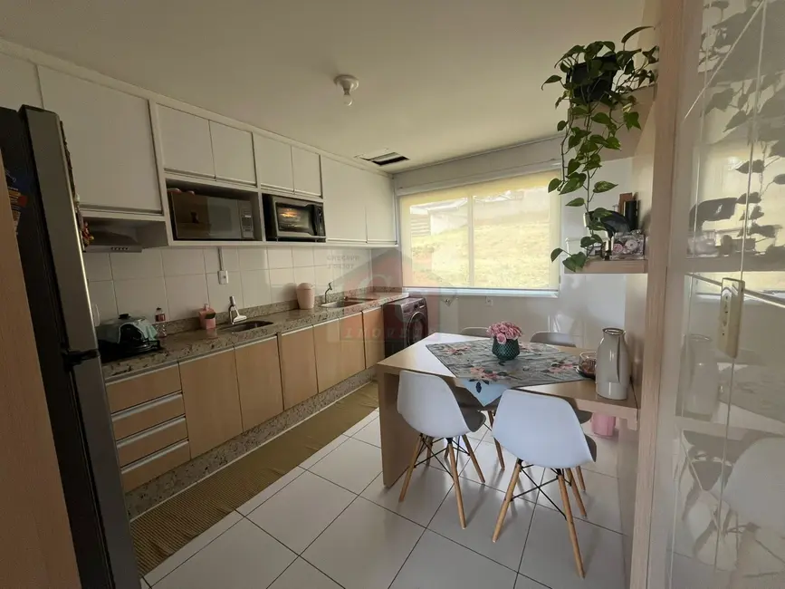 Foto 4 de Apartamento com 2 quartos à venda, 62m2 em Nossa Senhora de Fátima, Telemaco Borba - PR