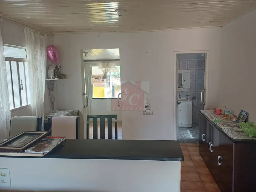 Casa com 2 quartos à venda e para alugar, 60m2 em Nossa Senhora de Fátima, Telemaco Borba - PR - imagem 4 Foto 4 de Casa com 2 quartos à venda e para alugar, 60m2 em Nossa Senhora de Fátima, Telemaco Borba - PR