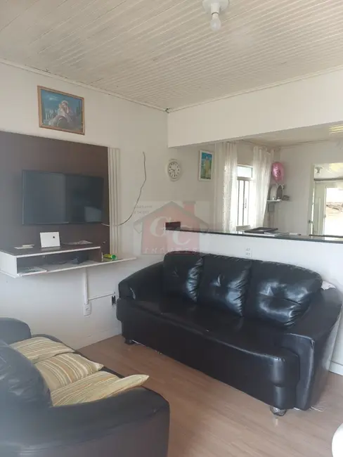 Casa com 2 quartos à venda e para alugar, 60m2 em Nossa Senhora de Fátima, Telemaco Borba - PR - imagem 3 Foto 3 de Casa com 2 quartos à venda e para alugar, 60m2 em Nossa Senhora de Fátima, Telemaco Borba - PR