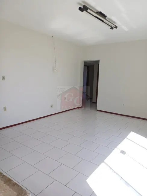 Apartamento com 2 quartos para alugar, 80m2 em Centro, Telemaco Borba - PR - imagem 4 Foto 4 de Apartamento com 2 quartos para alugar, 80m2 em Centro, Telemaco Borba - PR