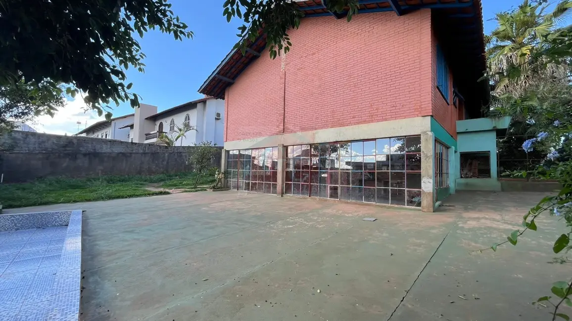 Foto 8 de Casa com 3 quartos à venda, 286m2 em Centro, Telemaco Borba - PR