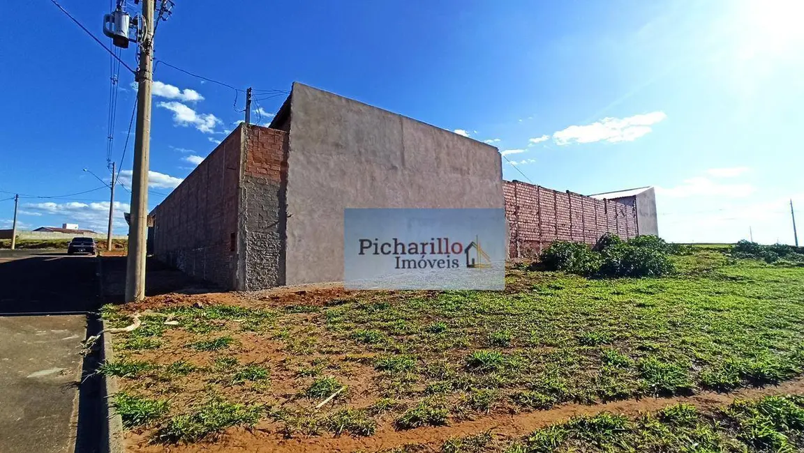 Casa com 3 quartos à venda, 1000m2 em Loteamento Jardim Vista Alegre, Sao Carlos - SP - imagem 8 Foto 8 de Casa com 3 quartos à venda, 1000m2 em Loteamento Jardim Vista Alegre, Sao Carlos - SP