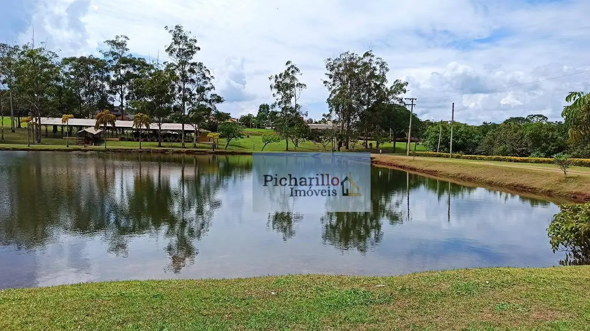 Foto 2 de Terreno / Lote à venda, 1324m2 em Itirapina - SP