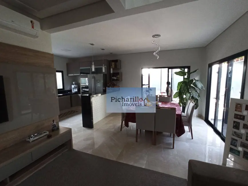 Foto 4 de Casa de Condomínio com 3 quartos à venda, 308m2 em Sao Carlos - SP