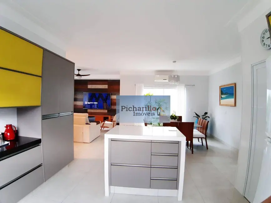 Foto 4 de Casa com 3 quartos à venda, 357m2 em Taquaritinga - SP