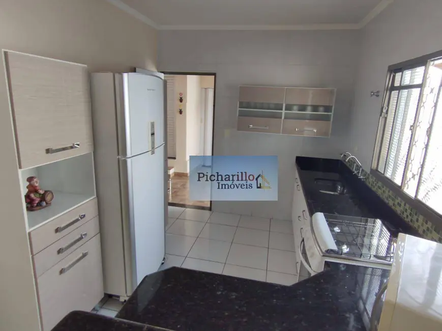 Casa com 3 quartos à venda, 300m2 em Centro, Sao Carlos - SP - imagem 6 Foto 6 de Casa com 3 quartos à venda, 300m2 em Centro, Sao Carlos - SP