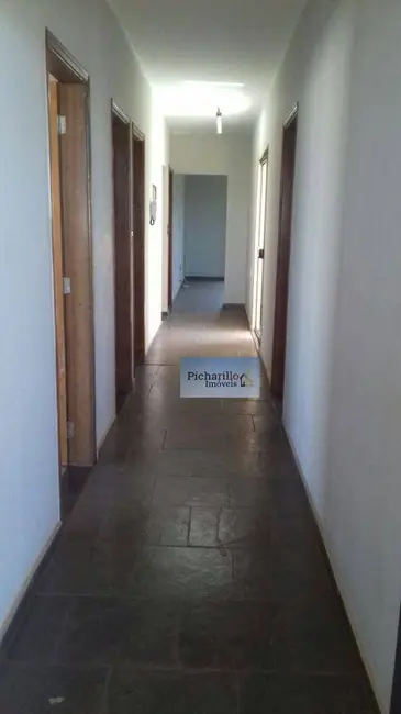 Casa com 3 quartos à venda, 300m2 em Vila Prado, Sao Carlos - SP - imagem 7 Foto 7 de Casa com 3 quartos à venda, 300m2 em Vila Prado, Sao Carlos - SP