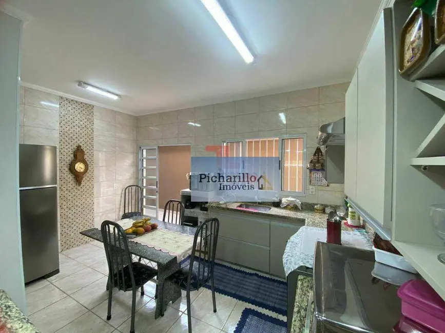 Foto 4 de Casa com 3 quartos à venda, 250m2 em Jardim de Cresci, Sao Carlos - SP