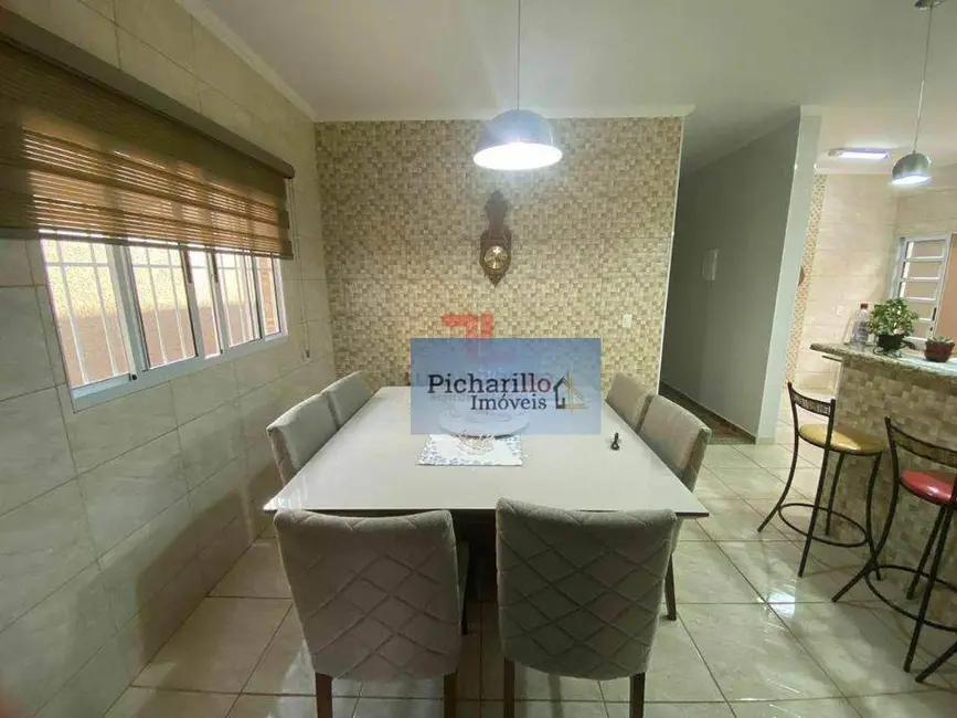 Foto 3 de Casa com 3 quartos à venda, 250m2 em Jardim de Cresci, Sao Carlos - SP