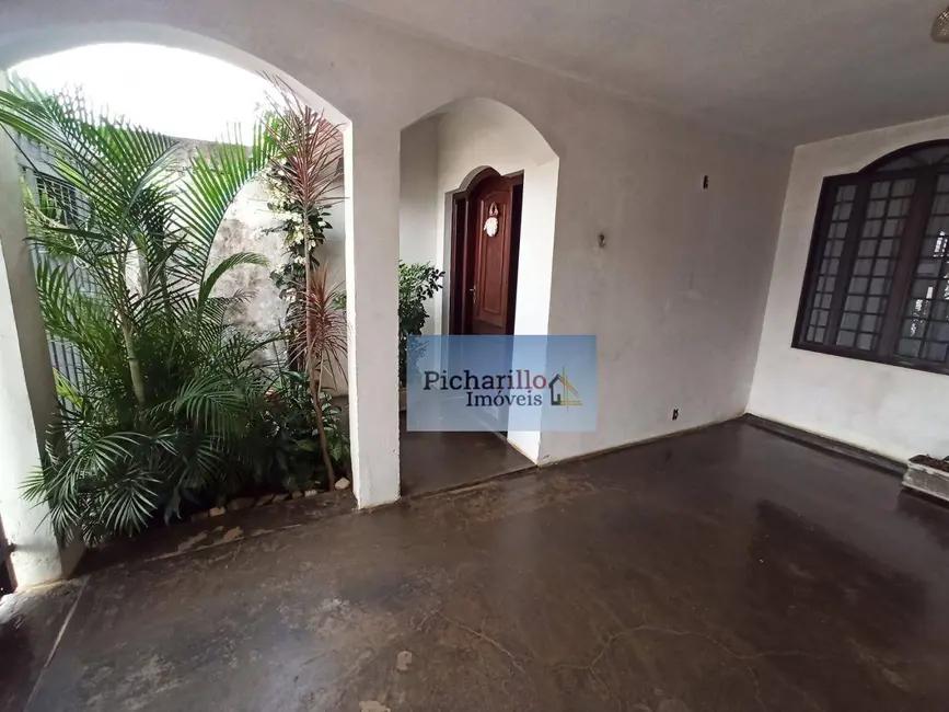 Casa com 3 quartos à venda, 220m2 em Jardim Cruzeiro do Sul, Sao Carlos - SP - imagem 3 Foto 3 de Casa com 3 quartos à venda, 220m2 em Jardim Cruzeiro do Sul, Sao Carlos - SP