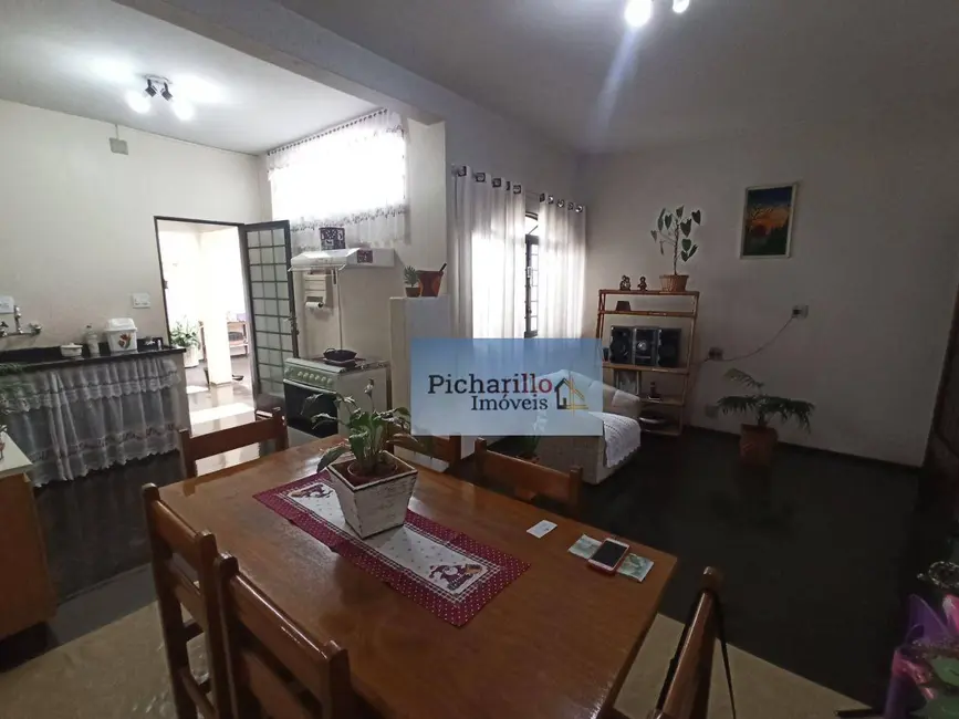 Casa com 3 quartos à venda, 220m2 em Jardim Cruzeiro do Sul, Sao Carlos - SP - imagem 9 Foto 9 de Casa com 3 quartos à venda, 220m2 em Jardim Cruzeiro do Sul, Sao Carlos - SP