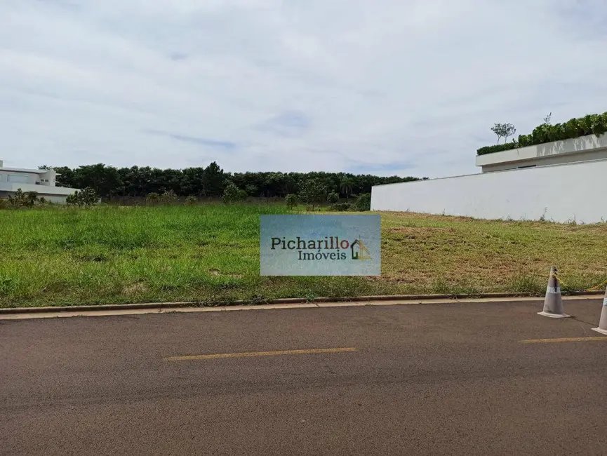 Foto 2 de Terreno / Lote à venda, 1300m2 em Sao Carlos - SP