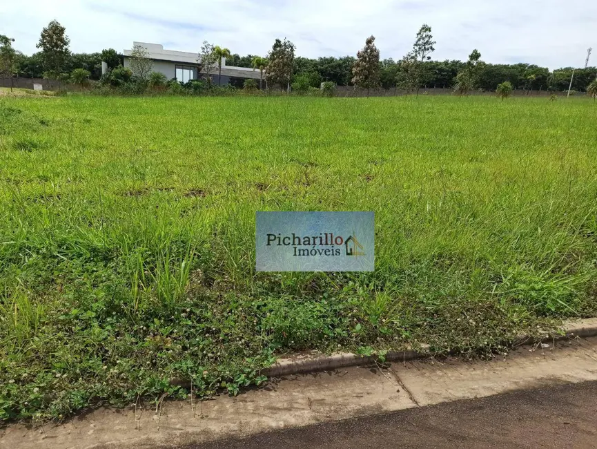 Foto 1 de Terreno / Lote à venda, 1373m2 em Sao Carlos - SP