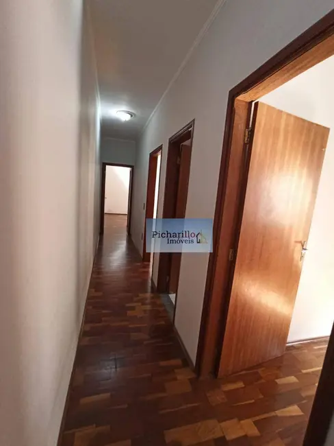 Casa com 3 quartos à venda, 194m2 em Jardim Bandeirantes, Sao Carlos - SP - imagem 8 Foto 8 de Casa com 3 quartos à venda, 194m2 em Jardim Bandeirantes, Sao Carlos - SP