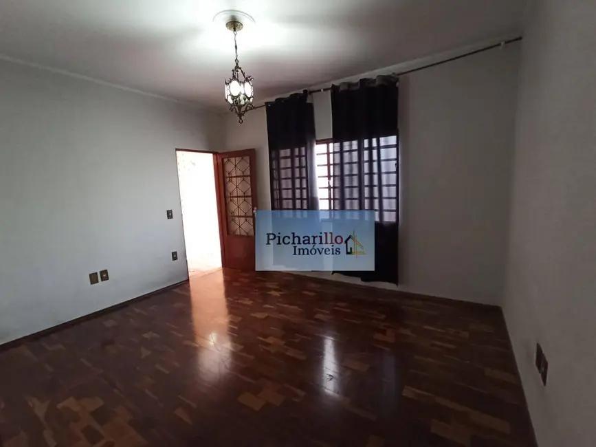 Casa com 3 quartos à venda, 194m2 em Jardim Bandeirantes, Sao Carlos - SP - imagem 2 Foto 2 de Casa com 3 quartos à venda, 194m2 em Jardim Bandeirantes, Sao Carlos - SP