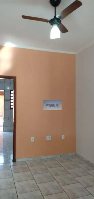 Casa com 2 quartos à venda, 214m2 em Jardim Universal, Araraquara - SP - imagem 5 Foto 5 de Casa com 2 quartos à venda, 214m2 em Jardim Universal, Araraquara - SP
