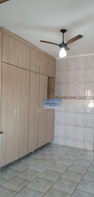 Casa com 2 quartos à venda, 214m2 em Jardim Universal, Araraquara - SP - imagem 6 Foto 6 de Casa com 2 quartos à venda, 214m2 em Jardim Universal, Araraquara - SP