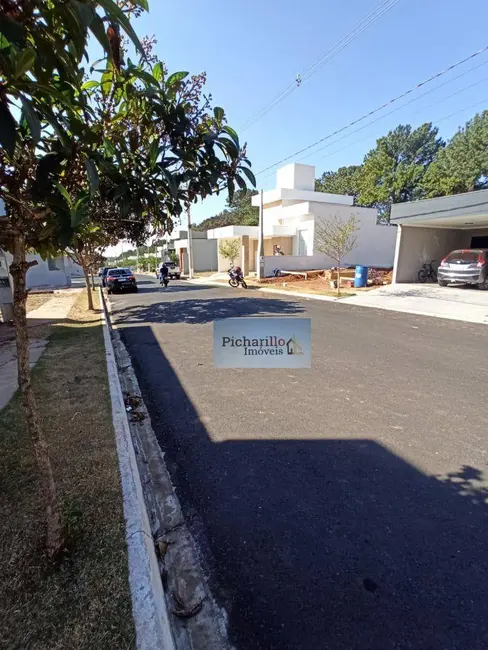 Foto 3 de Terreno / Lote à venda, 250m2 em Sao Carlos - SP