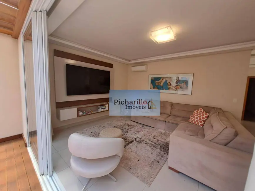 Foto 1 de Casa com 3 quartos à venda, 253m2 em Centro, Sao Carlos - SP