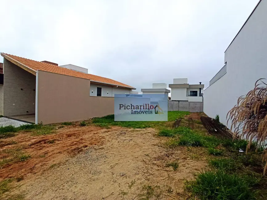 Foto 1 de Terreno / Lote à venda, 313m2 em Sao Carlos - SP