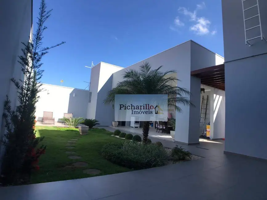 Casa com 2 quartos à venda, 300m2 em Ibate - SP - imagem 5 Foto 5 de Casa com 2 quartos à venda, 300m2 em Ibate - SP