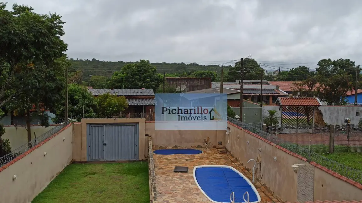 Chácara com 4 quartos à venda, 300m2 em Itirapina - SP - imagem 3 Foto 3 de Chácara com 4 quartos à venda, 300m2 em Itirapina - SP