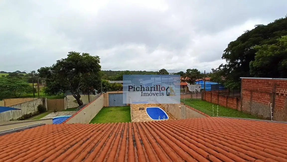 Chácara com 4 quartos à venda, 300m2 em Itirapina - SP - imagem 2 Foto 2 de Chácara com 4 quartos à venda, 300m2 em Itirapina - SP