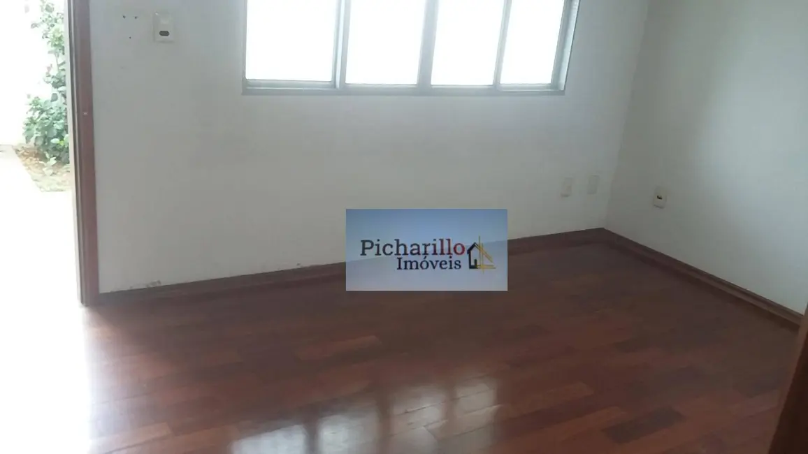 Casa com 4 quartos à venda, 281m2 em Jardim Cruzeiro do Sul, Sao Carlos - SP - imagem 4 Foto 4 de Casa com 4 quartos à venda, 281m2 em Jardim Cruzeiro do Sul, Sao Carlos - SP