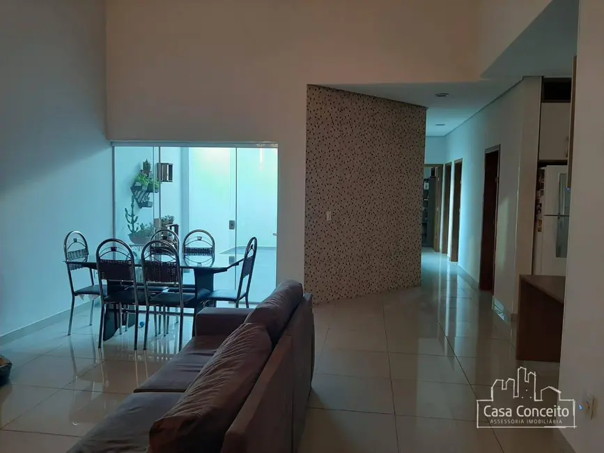 Foto 1 de Casa com 3 quartos à venda, 200m2 em Jardim Novo Horizonte, Sorocaba - SP