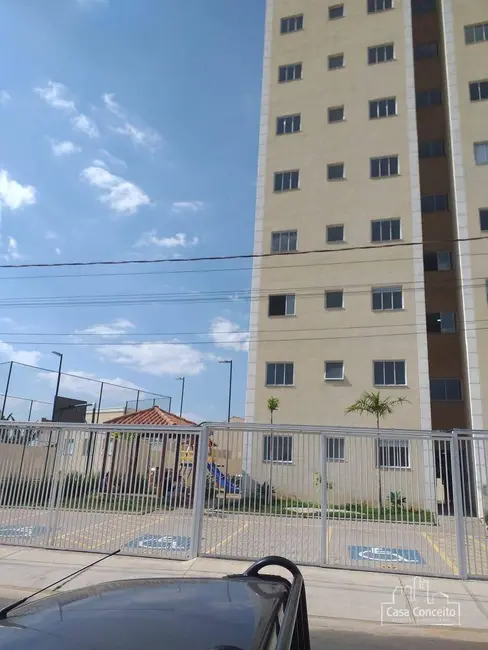 Apartamento com 2 quartos para alugar, 45m2 em Lopes de Oliveira, Sorocaba - SP - imagem 3 Foto 3 de Apartamento com 2 quartos para alugar, 45m2 em Lopes de Oliveira, Sorocaba - SP