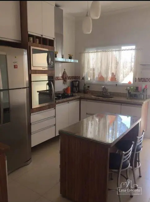 Foto 3 de Casa de Condomínio com 3 quartos à venda, 154m2 em Horto Florestal, Sorocaba - SP
