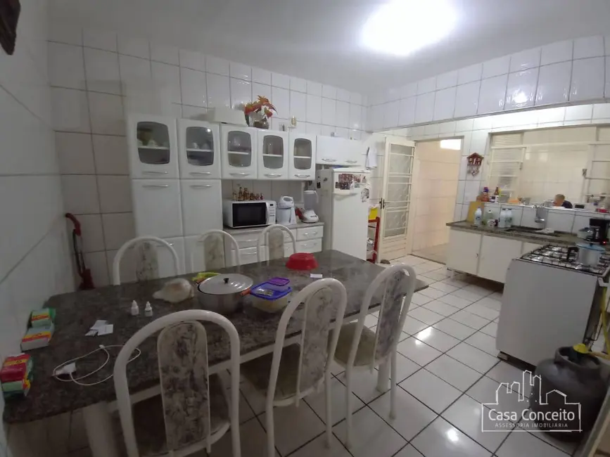 Casa com 2 quartos à venda, 250m2 em Vila Barcelona, Sorocaba - SP - imagem 3 Foto 3 de Casa com 2 quartos à venda, 250m2 em Vila Barcelona, Sorocaba - SP