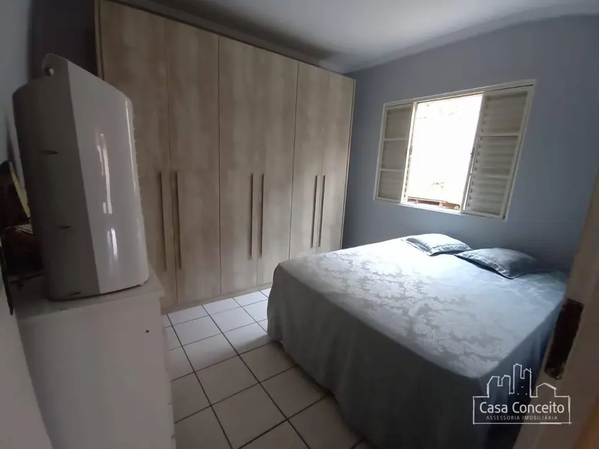 Casa com 2 quartos à venda, 250m2 em Vila Barcelona, Sorocaba - SP - imagem 4 Foto 4 de Casa com 2 quartos à venda, 250m2 em Vila Barcelona, Sorocaba - SP