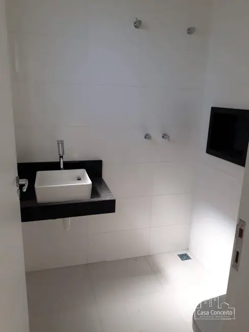 Casa de Condomínio com 3 quartos à venda, 250m2 em Wanel Ville, Sorocaba - SP - imagem 5 Foto 5 de Casa de Condomínio com 3 quartos à venda, 250m2 em Wanel Ville, Sorocaba - SP