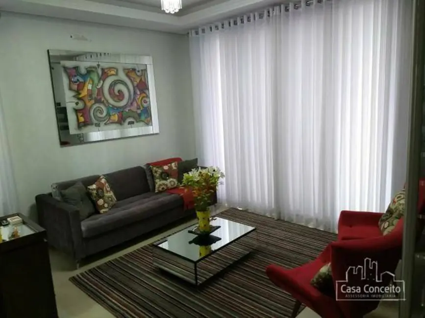 Casa de Condomínio com 3 quartos à venda, 200m2 em Wanel Ville, Sorocaba - SP - imagem 8 Foto 8 de Casa de Condomínio com 3 quartos à venda, 200m2 em Wanel Ville, Sorocaba - SP