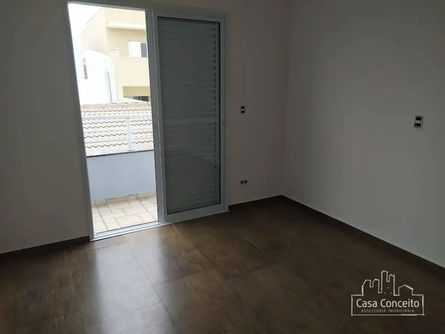 Sobrado com 3 quartos à venda, 200m2 em Wanel Ville, Sorocaba - SP - imagem 9 Foto 9 de Sobrado com 3 quartos à venda, 200m2 em Wanel Ville, Sorocaba - SP