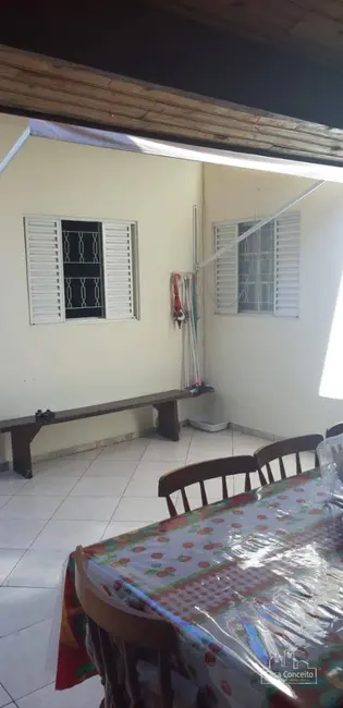 Casa com 3 quartos à venda, 160m2 em Wanel Ville, Sorocaba - SP - imagem 3 Foto 3 de Casa com 3 quartos à venda, 160m2 em Wanel Ville, Sorocaba - SP